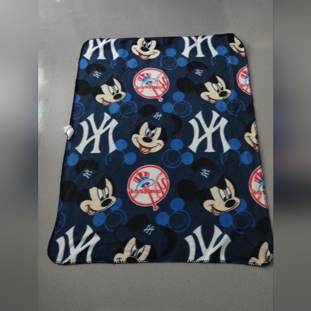 New York Yankees Mickey Felice Blue Blankie lovey Throw Blanket security blanket - Picture 7 of 10